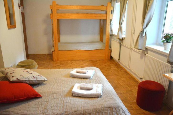 Rooms Barovc By The Lake Jasna Kranjska Gora Exterior photo A room at the hostel